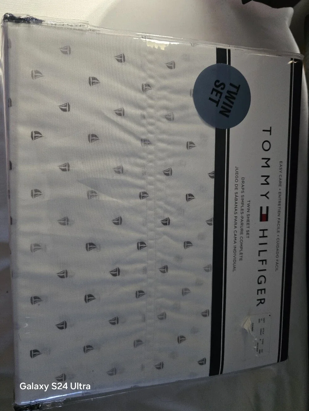 Tommy Hilfiger*  Sailboat Twin Sheet Set * BRAND NEW * NEVER USED